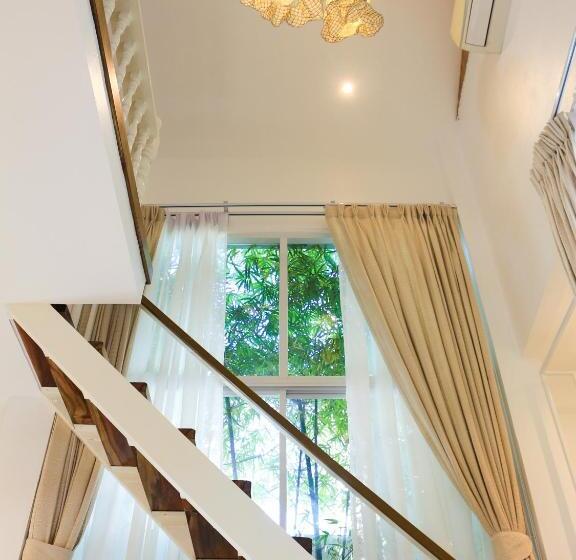 Вилла 1 Спальня, Changmoi House