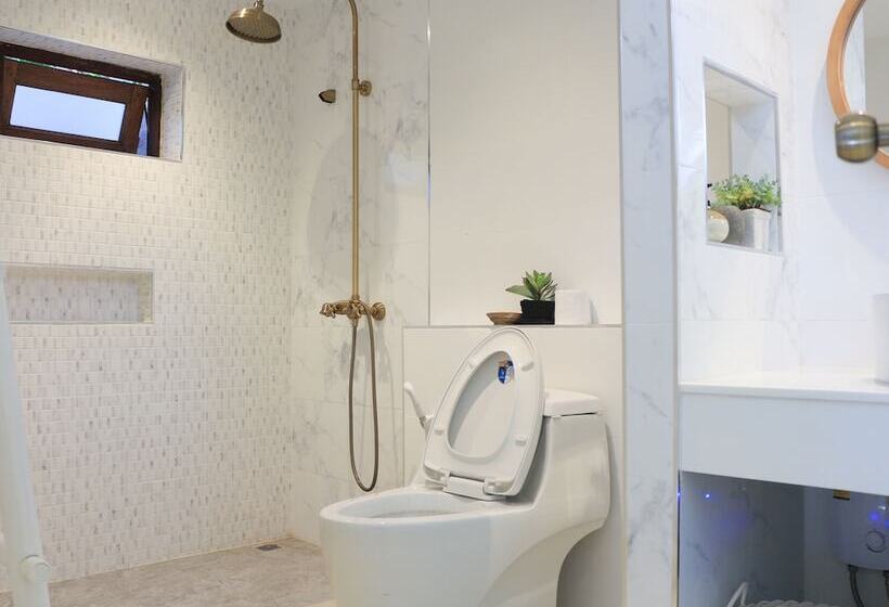 Вилла 1 Спальня, Changmoi House