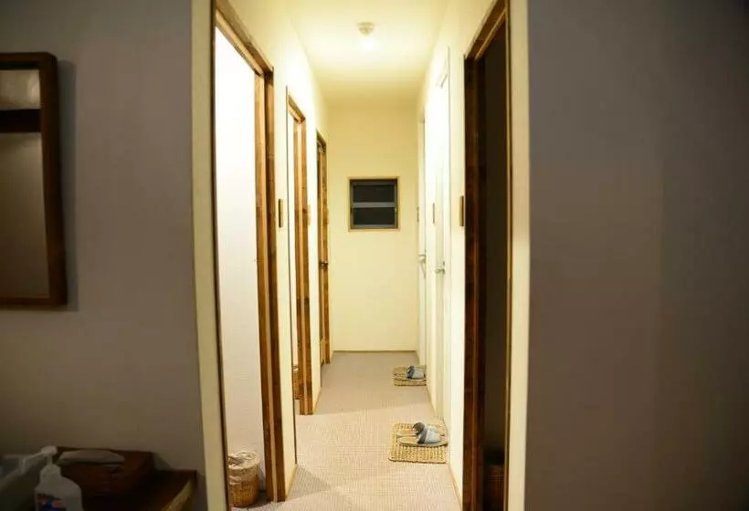اتاق استاندارد با سرویس بهداشتی مشترک, The Deer Park Inn