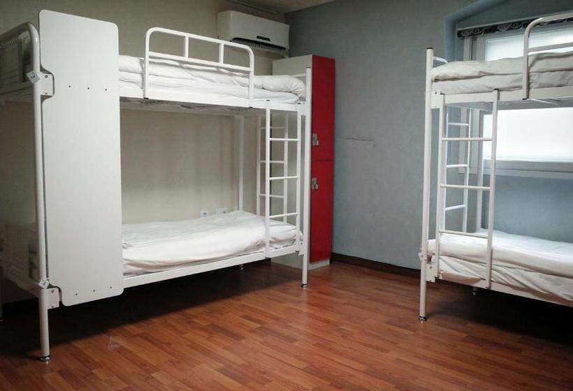 공동 객실, Yakorea Hostel Gangnam