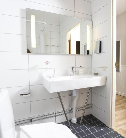 اتاق استاندارد یک نفره, Tyringe Kurhotell