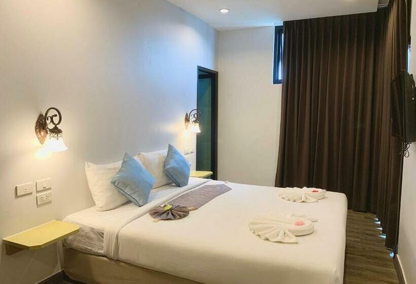 Номер Deluxe с Балконом, Behind The Scene Hotel Club @ Samui