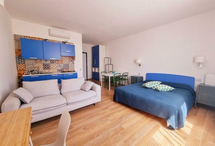 高级工作室, The Garden