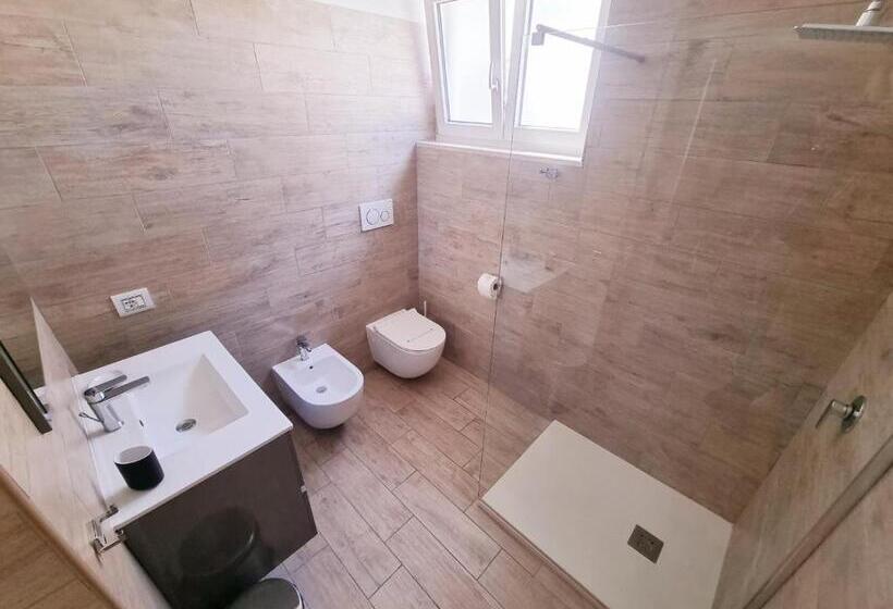 标准房带园景, The Garden