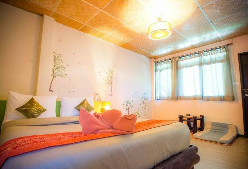 スタンダードバンガロー, By Beach Resort