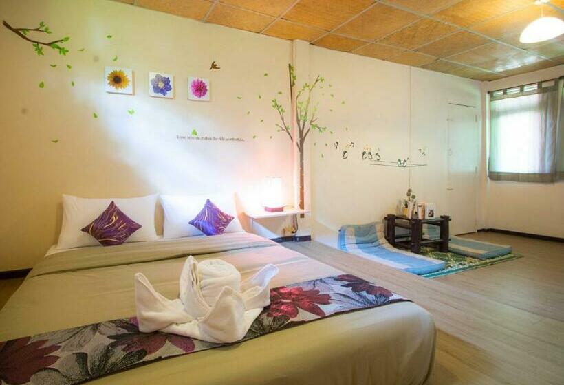 スタンダードバンガロー, By Beach Resort