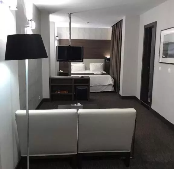 سوییت جونیور, Al Khaima City Center