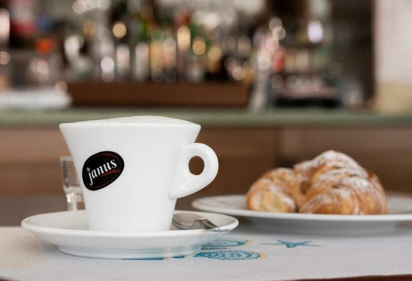 غرفة قياسية فردية, Belvedere