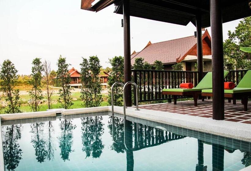 Вилла с 1 спальней и бассейном, Farmers Villa