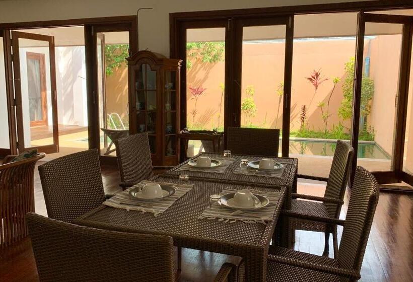 Дом 3 Спальни, Farmers Villa