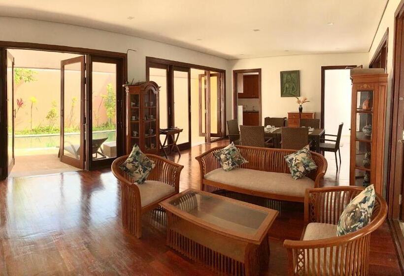 Дом 3 Спальни, Farmers Villa