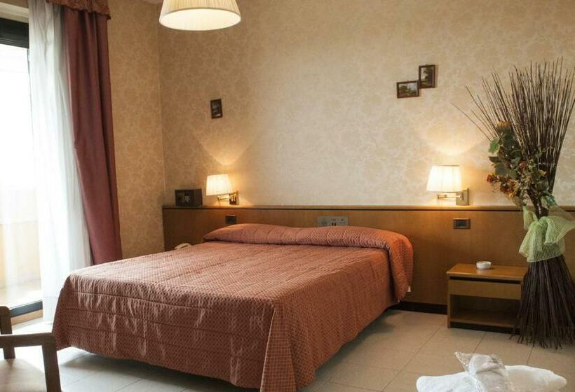 スタンダードルーム, Le Gronde