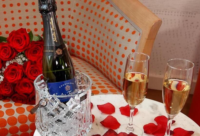 ファミリールーム, Montbriand Antony  Ancien Alixia