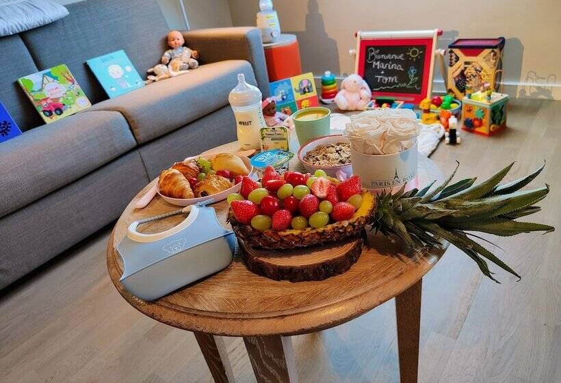 ファミリールーム, Montbriand Antony  Ancien Alixia