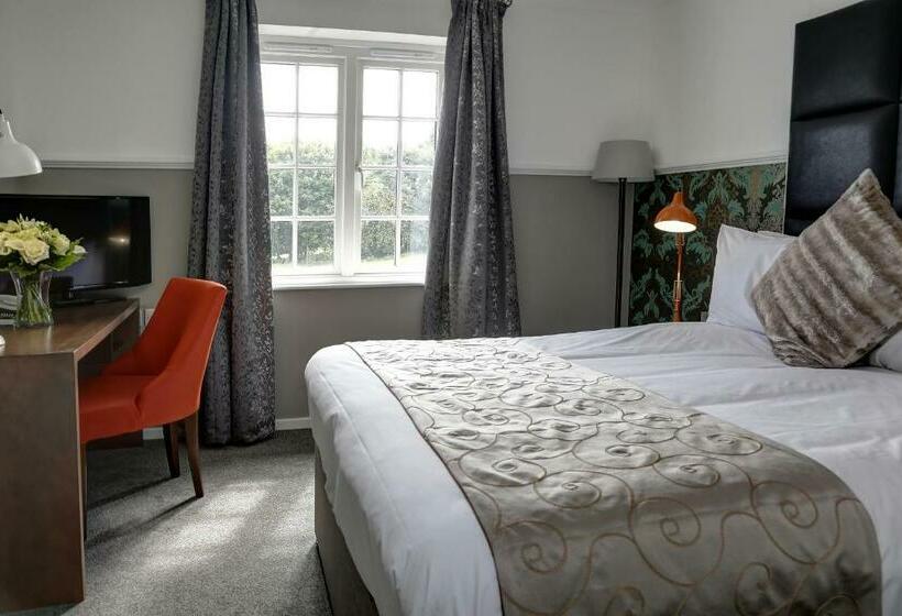 غرفة ديلوكس, Needham House