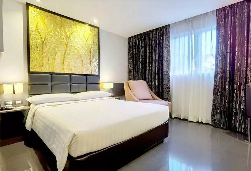 スーペリアールーム, Nova Express Pattaya