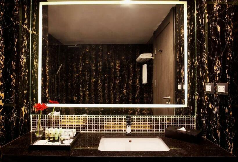 غرفة سوبيريور, Nova Express Pattaya