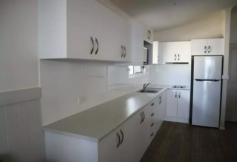 ３ベッドルームのスーペリアビラ, Nrma Lake Somerset Holiday Park