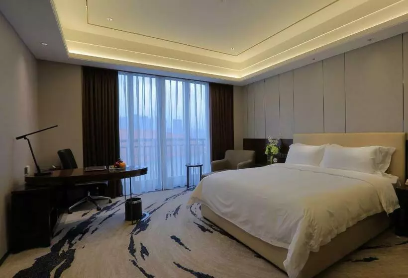 Superior-huone Puutarhanäkymä, Ramada By Wyndham Huizhou South
