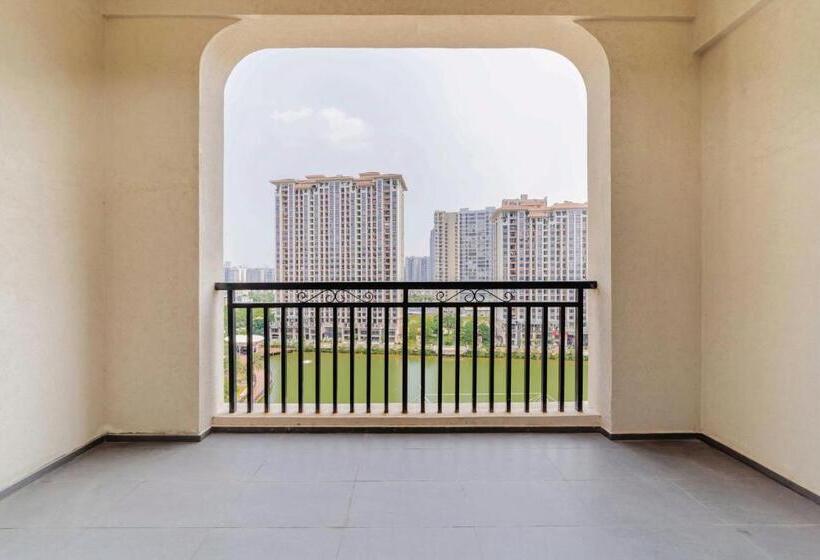 Superior room with lake view, Ramada By Wyndham Huizhou South