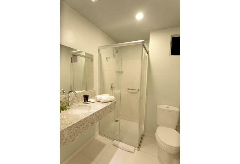 デラックスルーム, Serrano