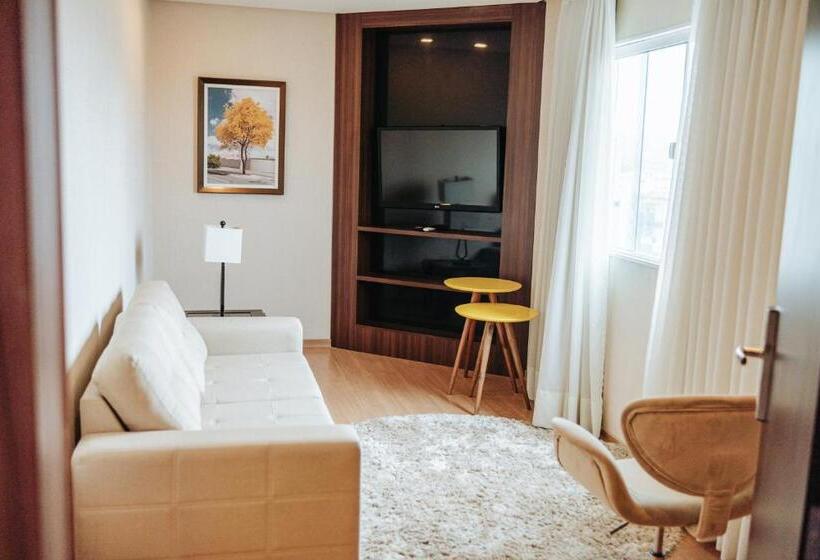 スイート, Serrano