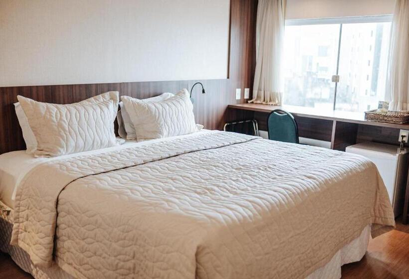 スイート, Serrano