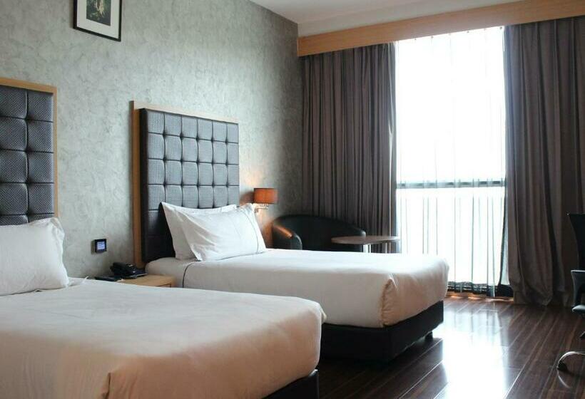 غرفة سوبيريور, Symphony Suites