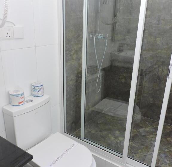 חדר סטנדרט לשלושה, Travellers Nest Kandy