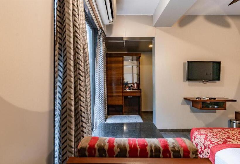 חדר דלוקס, Zense Candolim