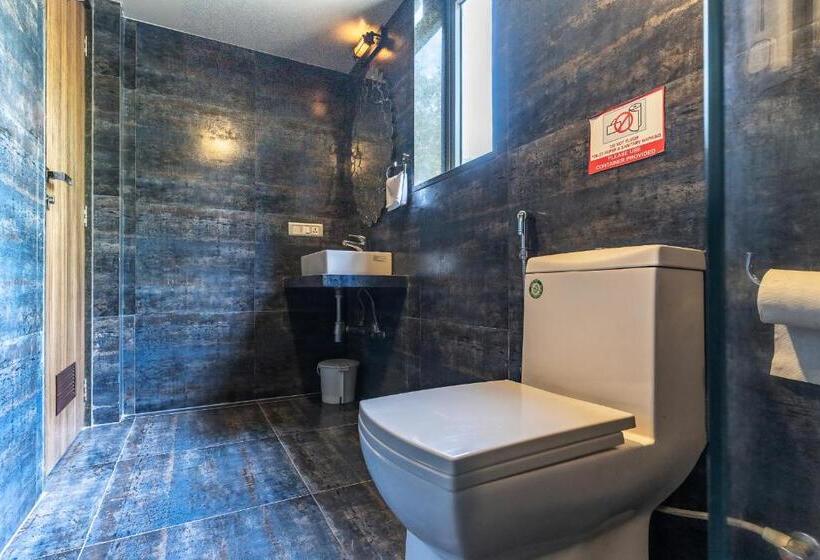 Premium room with terrace, Zense Candolim