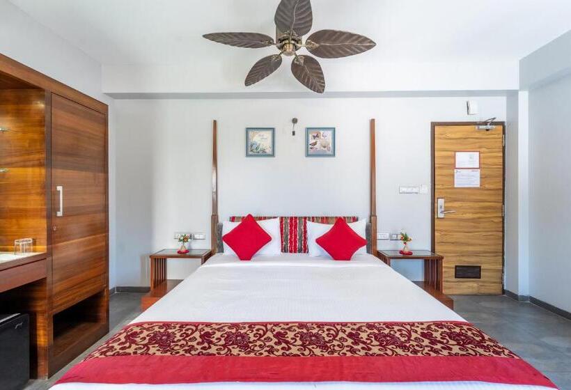 Premium room with terrace, Zense Candolim