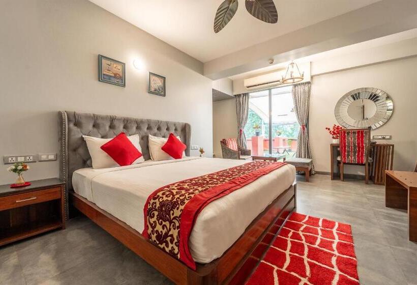 סוויטת מאסור, Zense Candolim