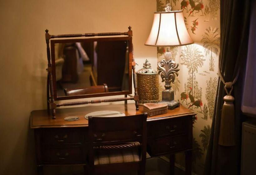 デラックスルーム, The Plough Inn