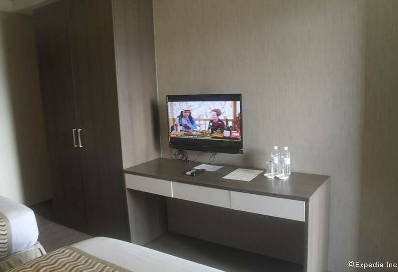 Номер Стандарт, 88 Courtyard