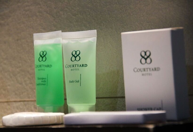 Номер Стандарт, 88 Courtyard