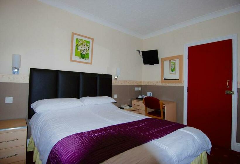 标准间, At Caledonia