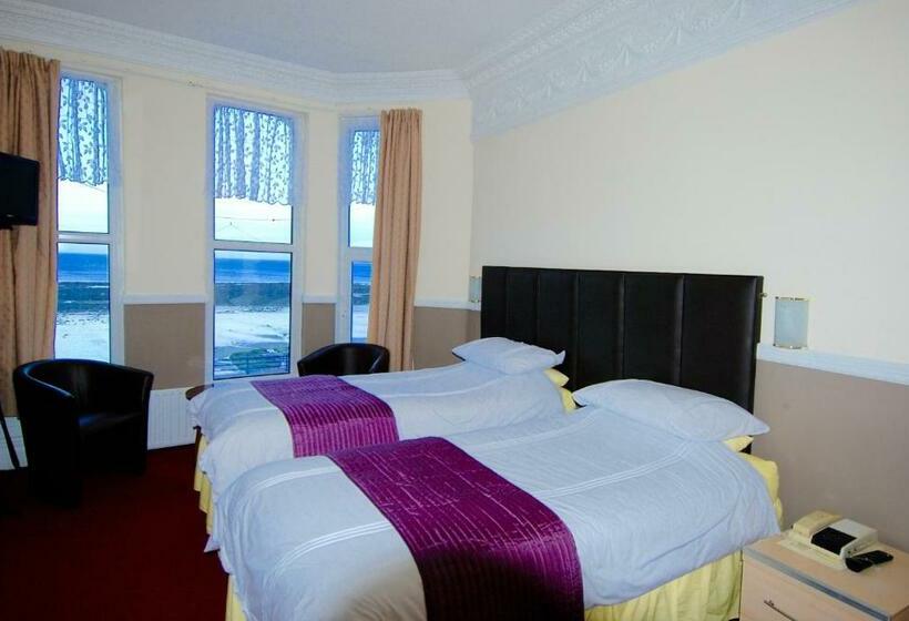 带海景的标准房, At Caledonia