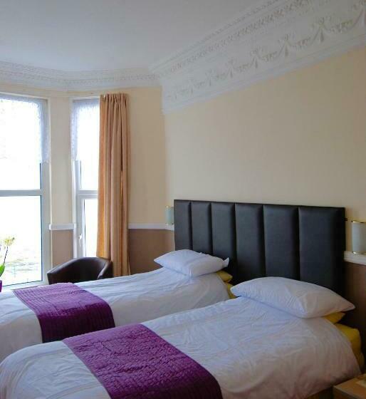 带海景的标准房, At Caledonia