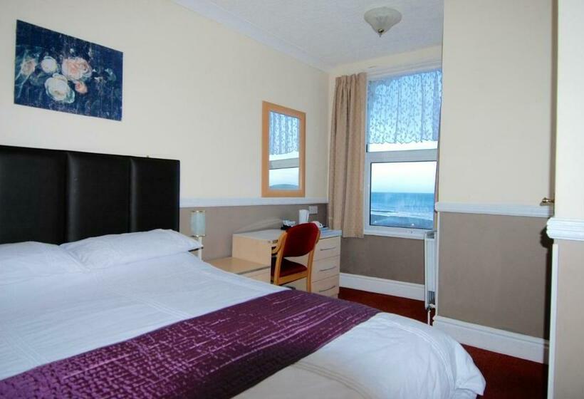 带海景的标准房, At Caledonia