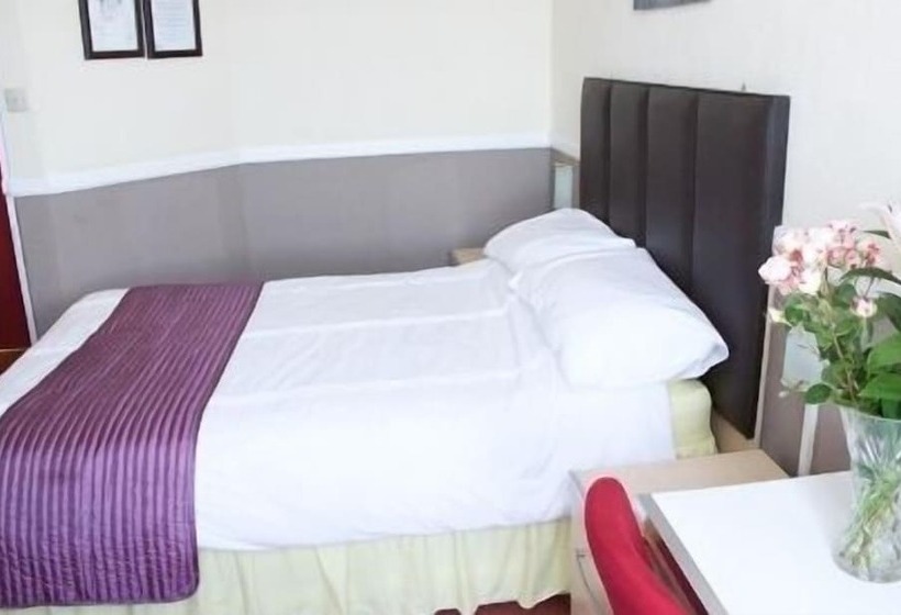 带海景的标准房, At Caledonia