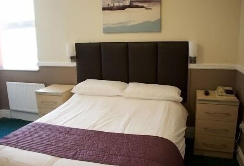 带海景的标准房, At Caledonia