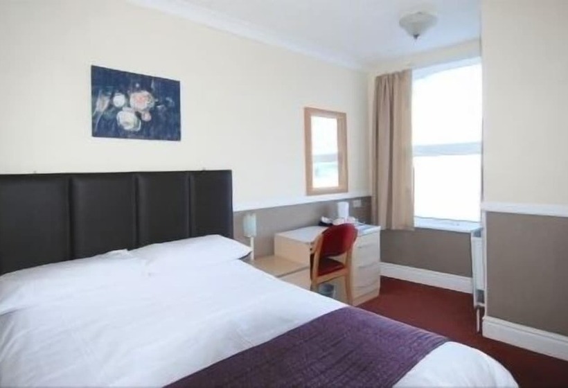 带海景的标准房, At Caledonia