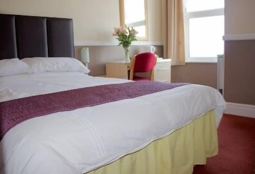 带海景的标准房, At Caledonia