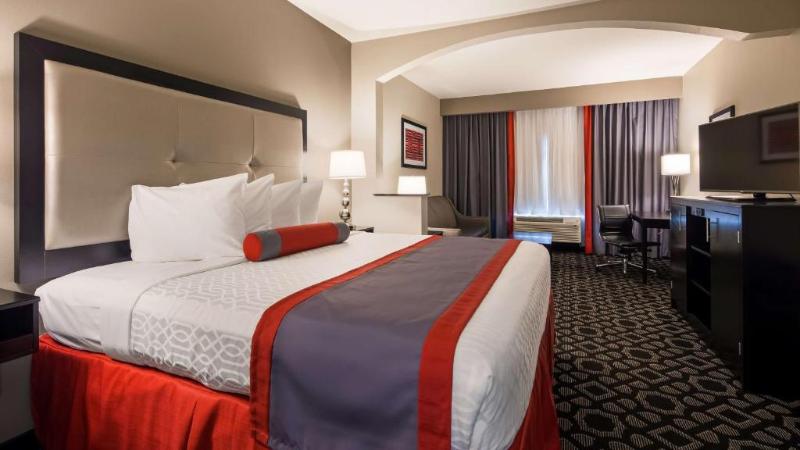 キングサイズベッドのスイートルーム, Best Western Plus Laredo Inn & Suites