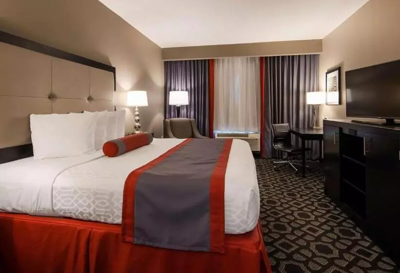 اتاق استاندارد با تخت بزرگ برای معلولان, Best Western Plus Laredo Inn & Suites