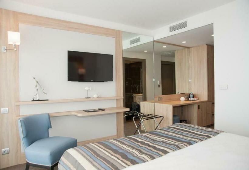 Номер Superior Вид на Море, Davia