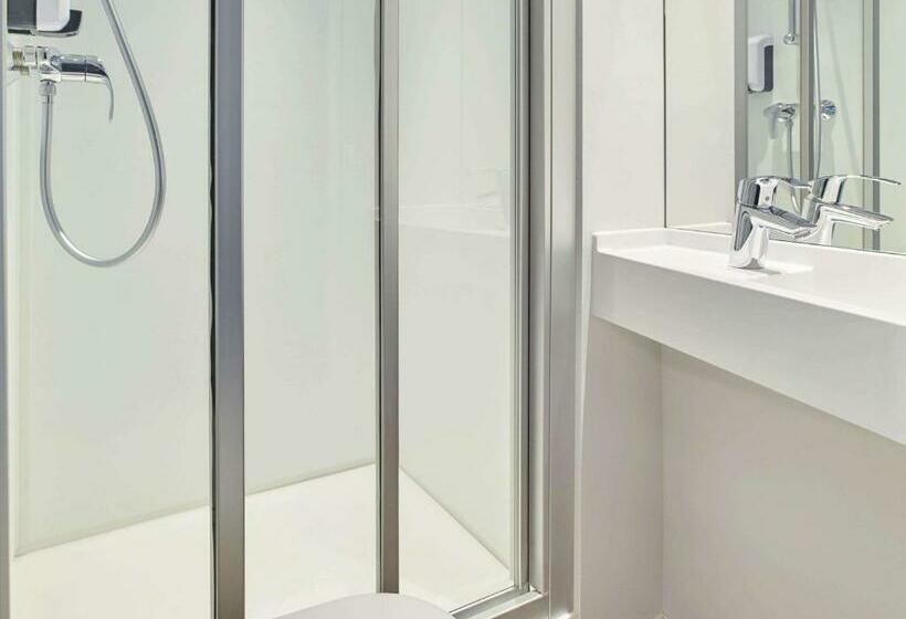 חדר סטנדרט, F1 Lyon Gerland Vénissieux