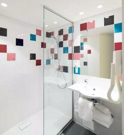 ダブルベッドスタンダードルーム, Ibis Styles Collioure Port Vendres