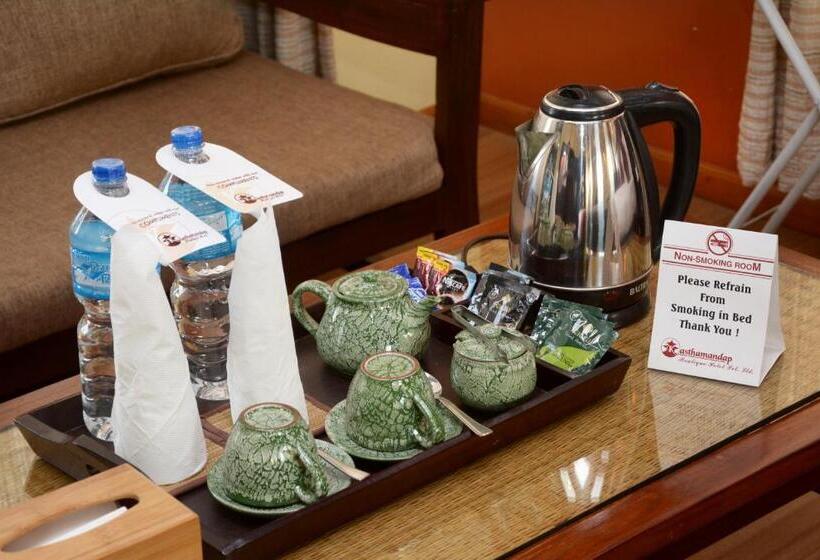 سوئیت با بالکن, Kasthamandap Boutique